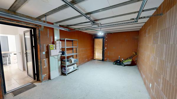 Maison neuve avec jardin et garage attenant à Villedubert