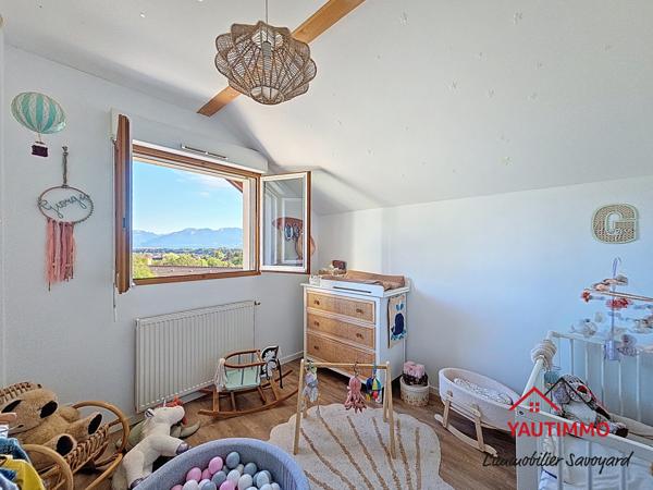 Cranves-Sales (74380) Maison familiale 5 chambres avec piscine et jardin arboré à Cranves-Sales (secteur Lossy)