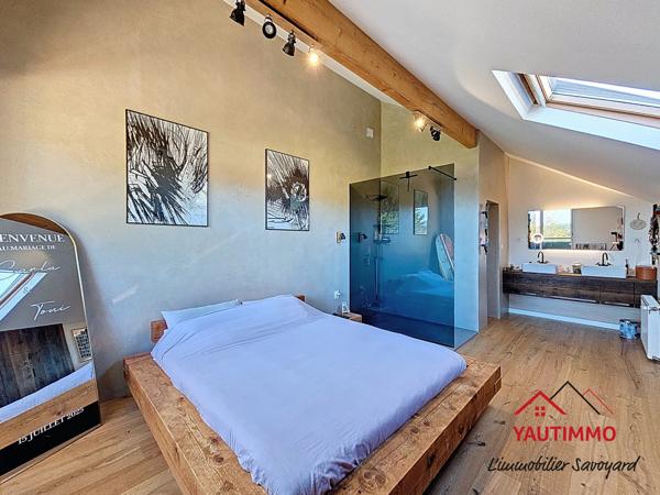 Cranves-Sales (74380) Maison familiale 5 chambres avec piscine et jardin arboré à Cranves-Sales (secteur Lossy)