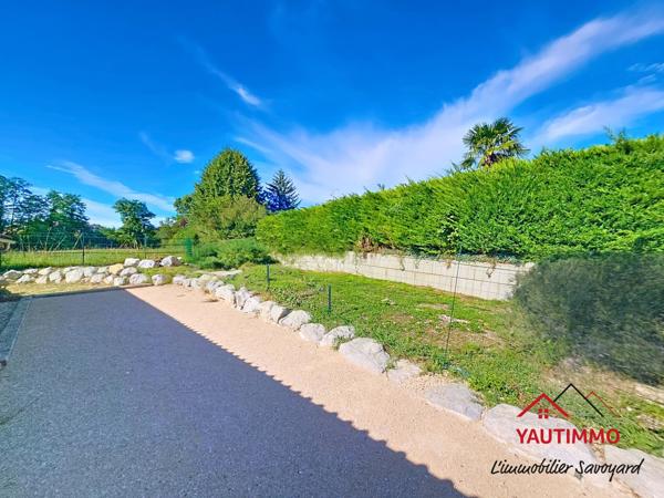 Cranves-Sales (74380) Maison familiale 5 chambres avec piscine et jardin arboré à Cranves-Sales (secteur Lossy)