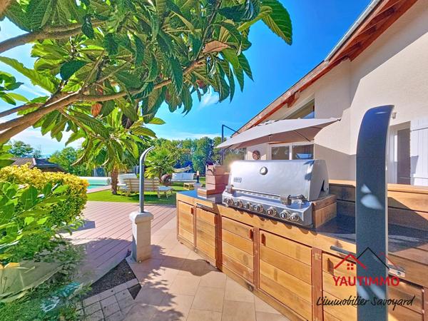 Cranves-Sales (74380) Maison familiale 5 chambres avec piscine et jardin arboré à Cranves-Sales (secteur Lossy)