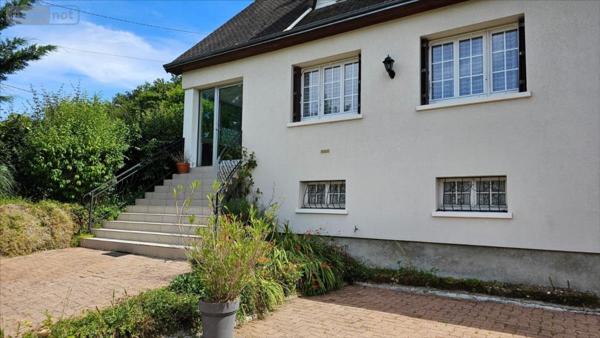 Maison individuelle à vendre à Vendôme dans le Loir-et-Cher (41100), ref : 41050-1057642