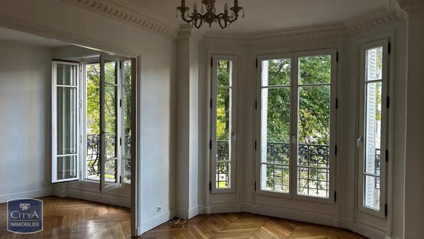 Appartement à louer 4 pièces 103.74m²
