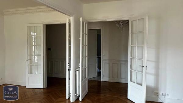 Appartement à louer 4 pièces 103.74m²