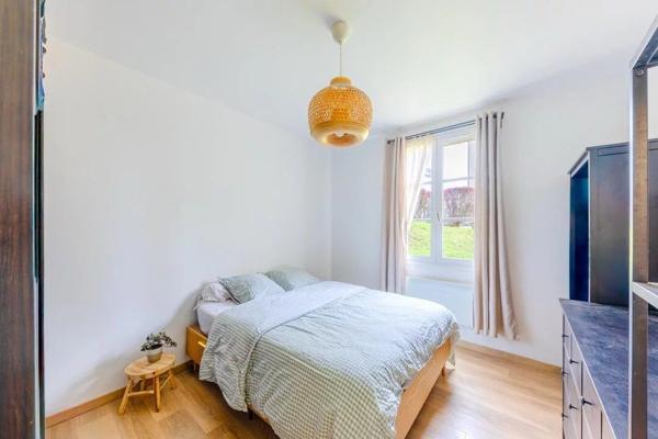 Vente                                                      Appartement
                        
                     3 pièces                      78 m2                     à Beaumont-sur-Oise