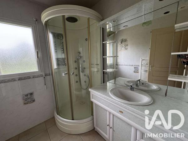 Maison à vendre 6 pièces 95,78 m² Audierne