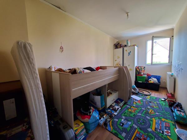 Essarts-le-Roi (78690) MAISON À LOUER - LES-ESSARTS-LE ROI - 4P - 63m² - 90m² utiles