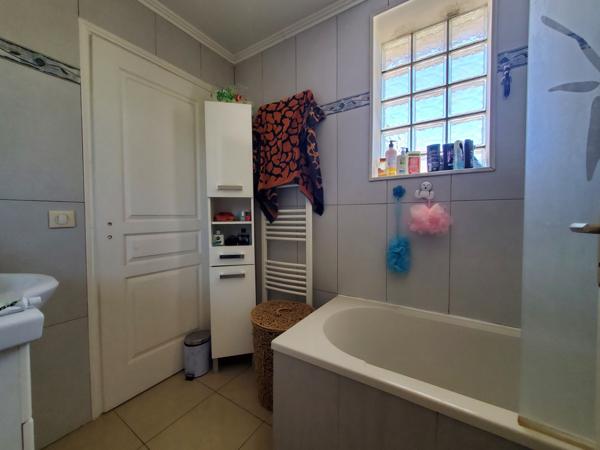 Essarts-le-Roi (78690) MAISON À LOUER - LES-ESSARTS-LE ROI - 4P - 63m² - 90m² utiles