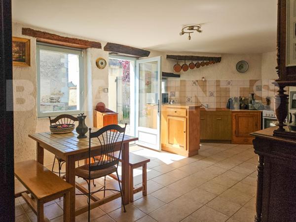 Magnifique Propriété à 10 Minutes de Chinon