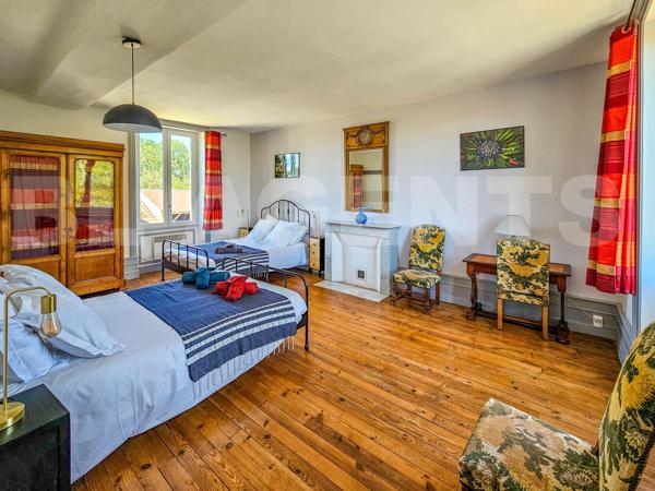 Magnifique Propriété à 10 Minutes de Chinon