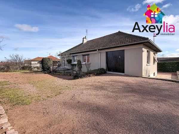 Commelle-Vernay (42120) A VENDRE - COMMELLE-VERNAY - MAISON AVEC SOUS-SOL SEMI-ENTERRÉ, DEUX GARAGES ET GRAND TERRAIN