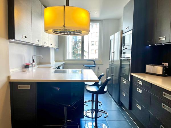 Location Appartement de luxe Lille 6 Pièces 20444 m²