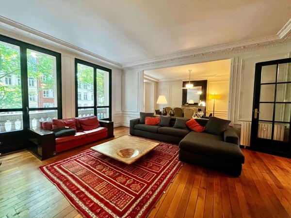 Location Appartement de luxe Lille 6 Pièces 20444 m²