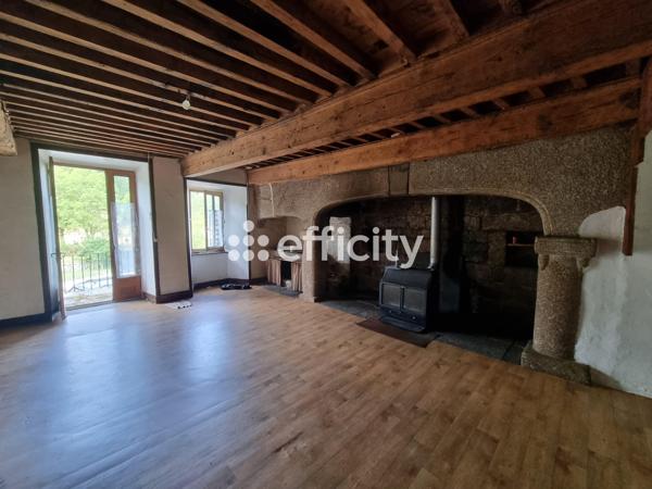 Maison
         6 pièces
        - 120 m² 95 000 € *