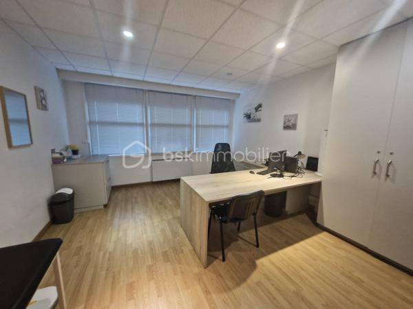 Immeuble de bureaux de 207 m²