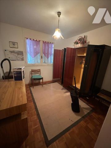 Lanester , T5 (96m2) , parking, cave , ascenseur
