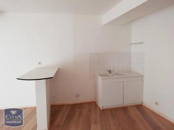 Appartement à louer 1 pièce 45m² Chinon (37500)