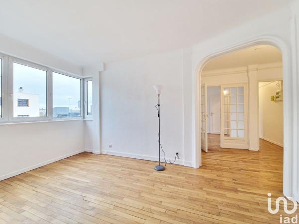 Appartement 3 pièces de 56 m² à Paris (75020)