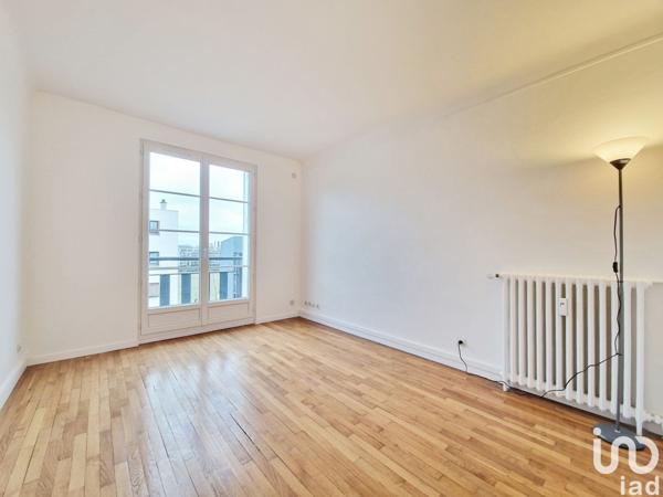 Appartement 3 pièces de 56 m² à Paris (75020)
