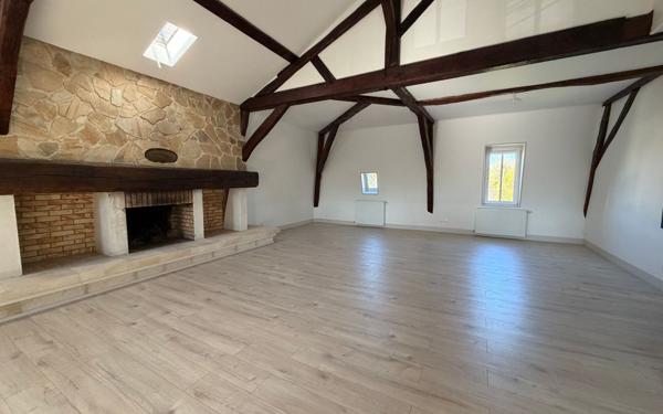 Appartement à louer    3 pièces • 96,61 m2 Coulommiers