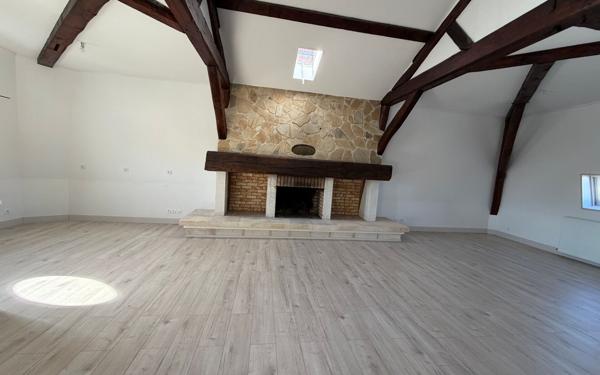 Appartement à louer    3 pièces • 96,61 m2 Coulommiers
