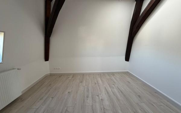 Appartement à louer    3 pièces • 96,61 m2 Coulommiers