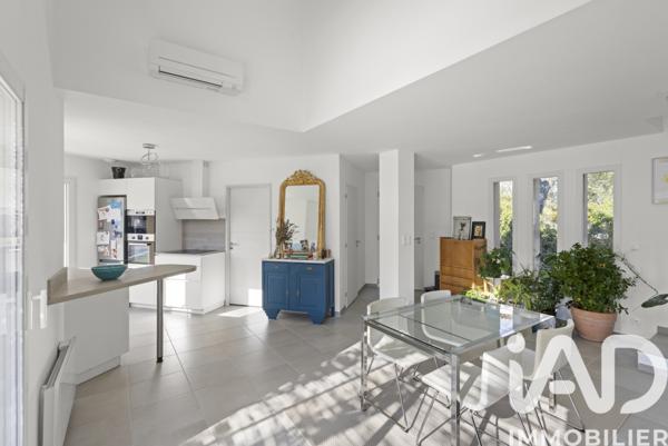 Maison à vendre 4 pièces 127 m² Le Puy-Sainte-Réparade