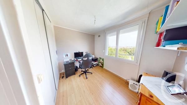 Appartement F4 à vendre  4 pièces - 67 m2 ST QUENTIN - 02