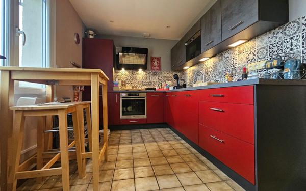 Maison à vendre    5 pièces • 126 m2 Ville-en-Tardenois