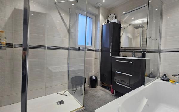 Maison à vendre    5 pièces • 126 m2 Ville-en-Tardenois