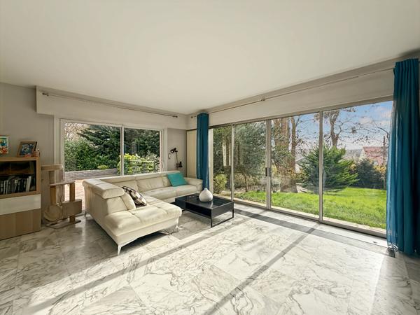 Maison Saulx Les Chartreux 5 pièce(s) 166 m2