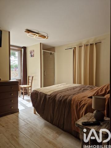 Maison à vendre 11 pièces 298 m² Lussac-les-Châteaux