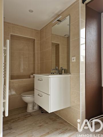 Maison à vendre 11 pièces 298 m² Lussac-les-Châteaux