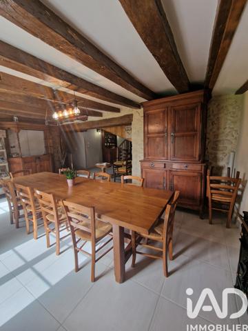 Maison à vendre 11 pièces 298 m² Lussac-les-Châteaux
