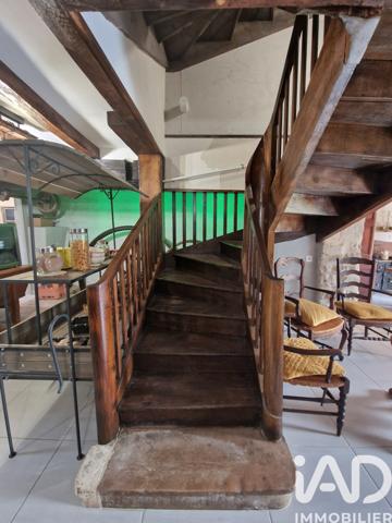 Maison à vendre 11 pièces 298 m² Lussac-les-Châteaux