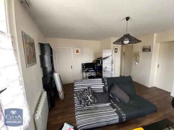 Appartement à louer 2 pièces 50m² Poitiers (86000)