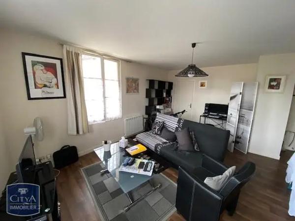 Appartement à louer 2 pièces 50m² Poitiers (86000)