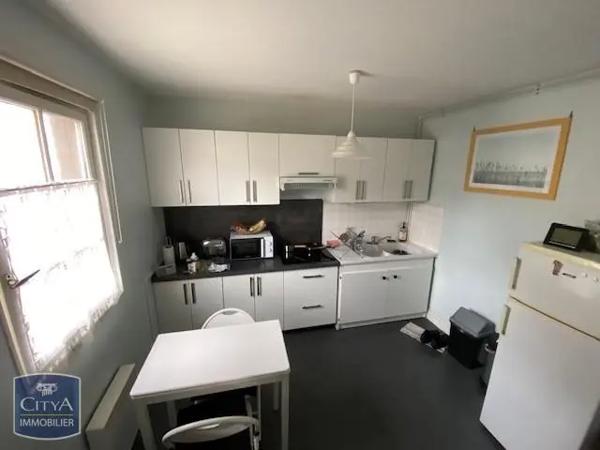 Appartement à louer 2 pièces 50m² Poitiers (86000)