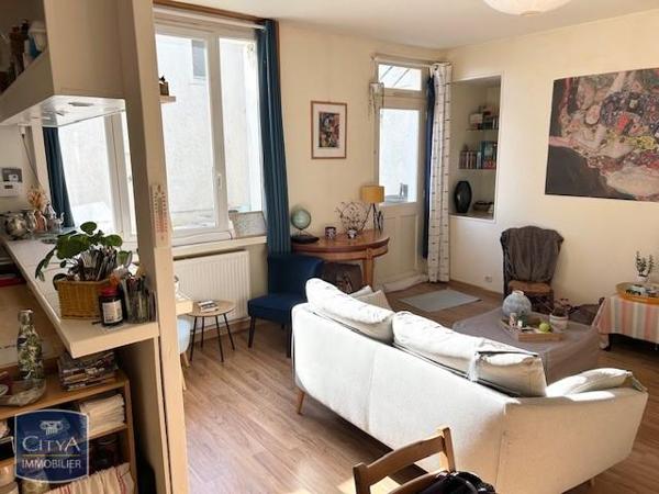 Immeuble à vendre 190m²