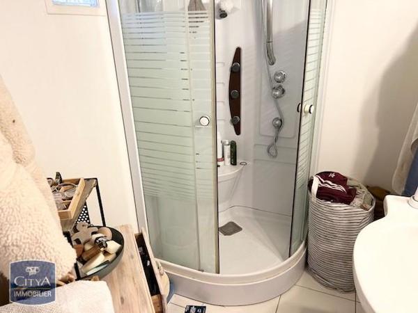 Immeuble à vendre 190m²