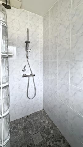 MAISON DE CHARME SUR SOUS-SOL ET T1 AVEC ACCÈS PRIVATIF