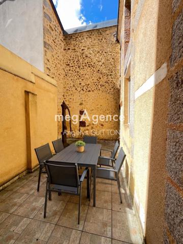 Maison à BEAUMONT-SUR-SARTHE, 72170 - 8 pièces 140m²