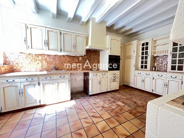 Maison à BEAUMONT-SUR-SARTHE, 72170 - 8 pièces 140m²