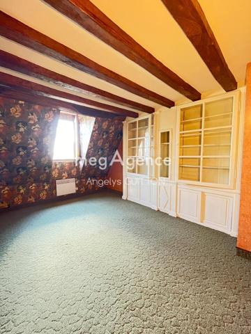Maison à BEAUMONT-SUR-SARTHE, 72170 - 8 pièces 140m²