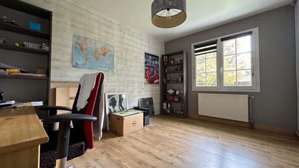 Maison contemporaine 6 pièces de 144M2 sur terrain 800M2