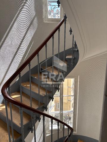 Deux pièces à vendre proche place Victor Hugo