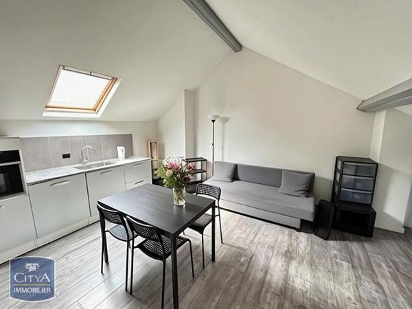 Appartement à louer 1 pièce 21m² Arras (62000)