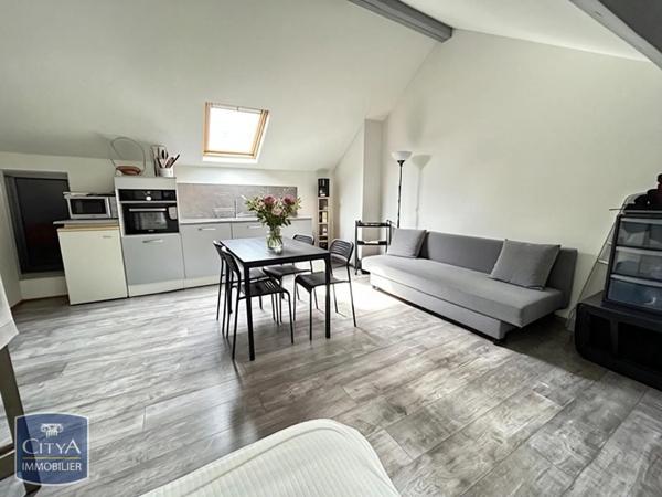 Appartement à louer 1 pièce 21m² Arras (62000)