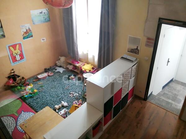 Artannes-sur-Indre (37), à vendre MAISON DE BOURG 7 pièces de 160 m²