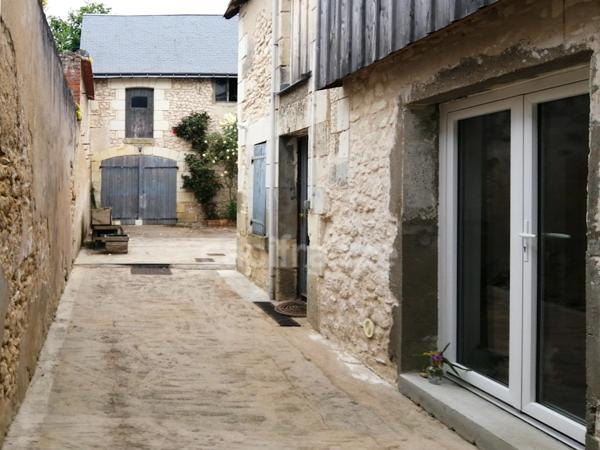 Artannes-sur-Indre (37), à vendre MAISON DE BOURG 7 pièces de 160 m²